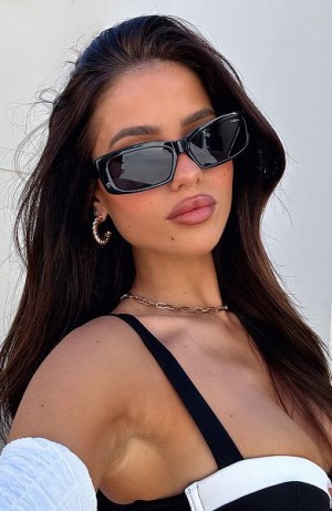 Black White Fox Boutique Kylie Sunglasses | US_68473KSYG