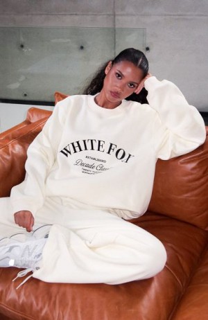 Cream White Fox Boutique Decade Classics Essential Oversized Sweaters | US_61598KFPM