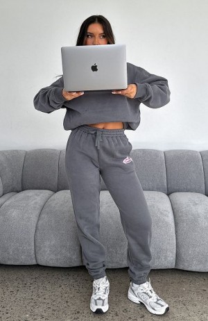 Grey White Fox Boutique The Main Star Sweatpants | US_38109SDOV