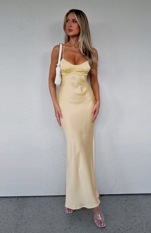 Lemon White Fox Boutique It's Not The Same Maxi Dress | US_34908NSEQ