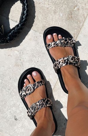 Leopard White Fox Boutique Plot Twist Slides | US_46871QSZF