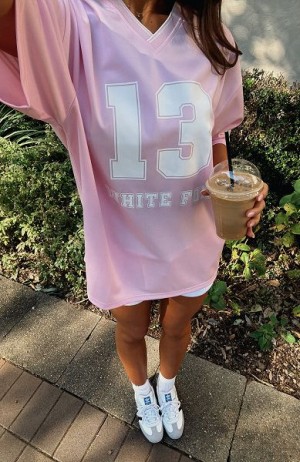 Pink White Fox Boutique Go For The Shot Oversized Jersey | US_23485TDLU