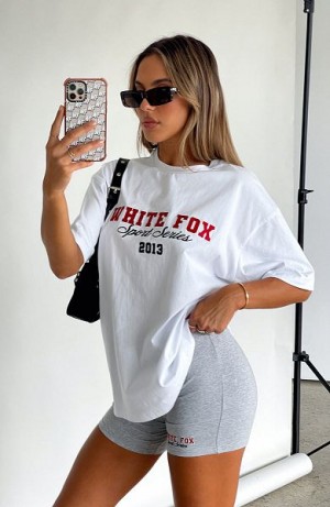 White White Fox Boutique A Power Move Oversized T-shirt | US_93872JASF