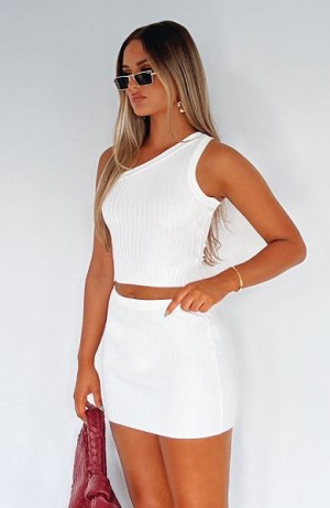 White White Fox Boutique On The Guest List Mini Skirts | US_30412VWTO