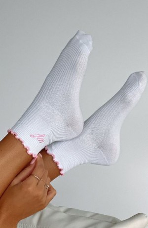 White / Pink White Fox Boutique Me Time Socks | US_36075AVFU