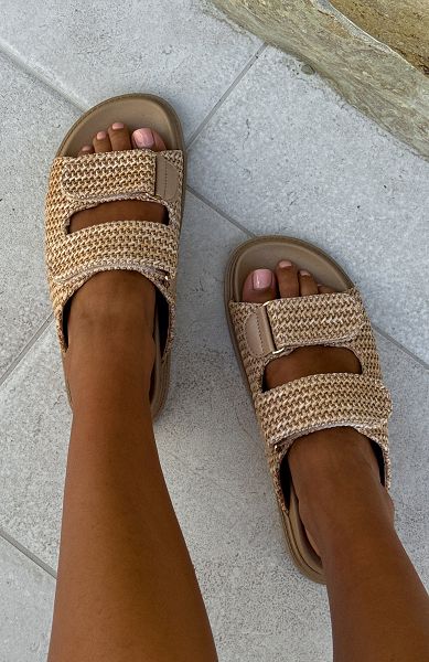 Beige White Fox Boutique Off Duty Sandals | US_52197ERSM