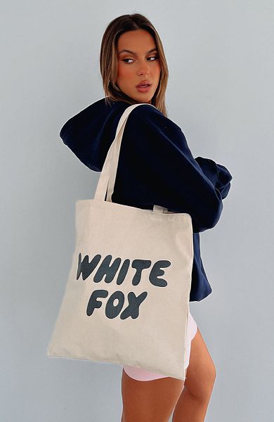 Cream / Grey White Fox Boutique Main Moment Tote Bags | US_72485SEQW