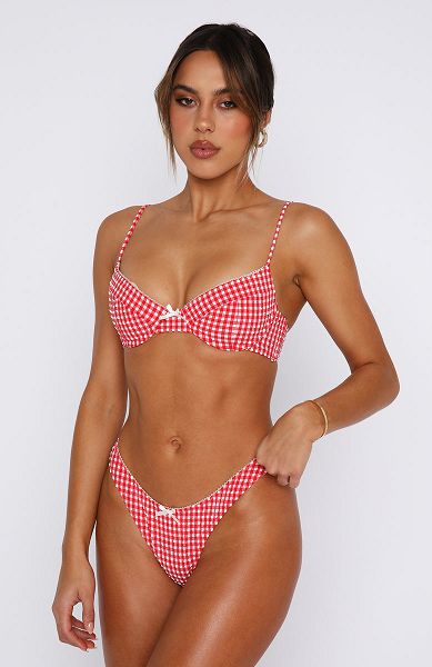 Red White Fox Boutique Beachside Bikini Tops | US_76125RPGF