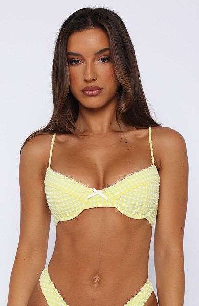 Yellow White Fox Boutique Beachside Bikini Tops | US_71285CJUY